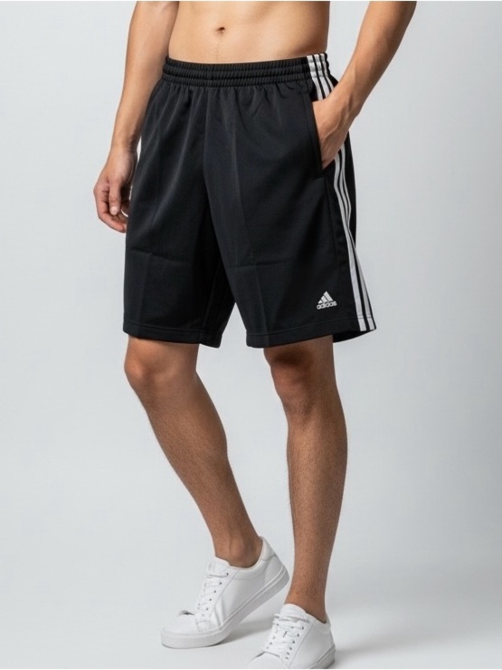 Adidas Men’s Athletic Shorts Black Stripes Logo Drawstring Elastic Waist Size XL